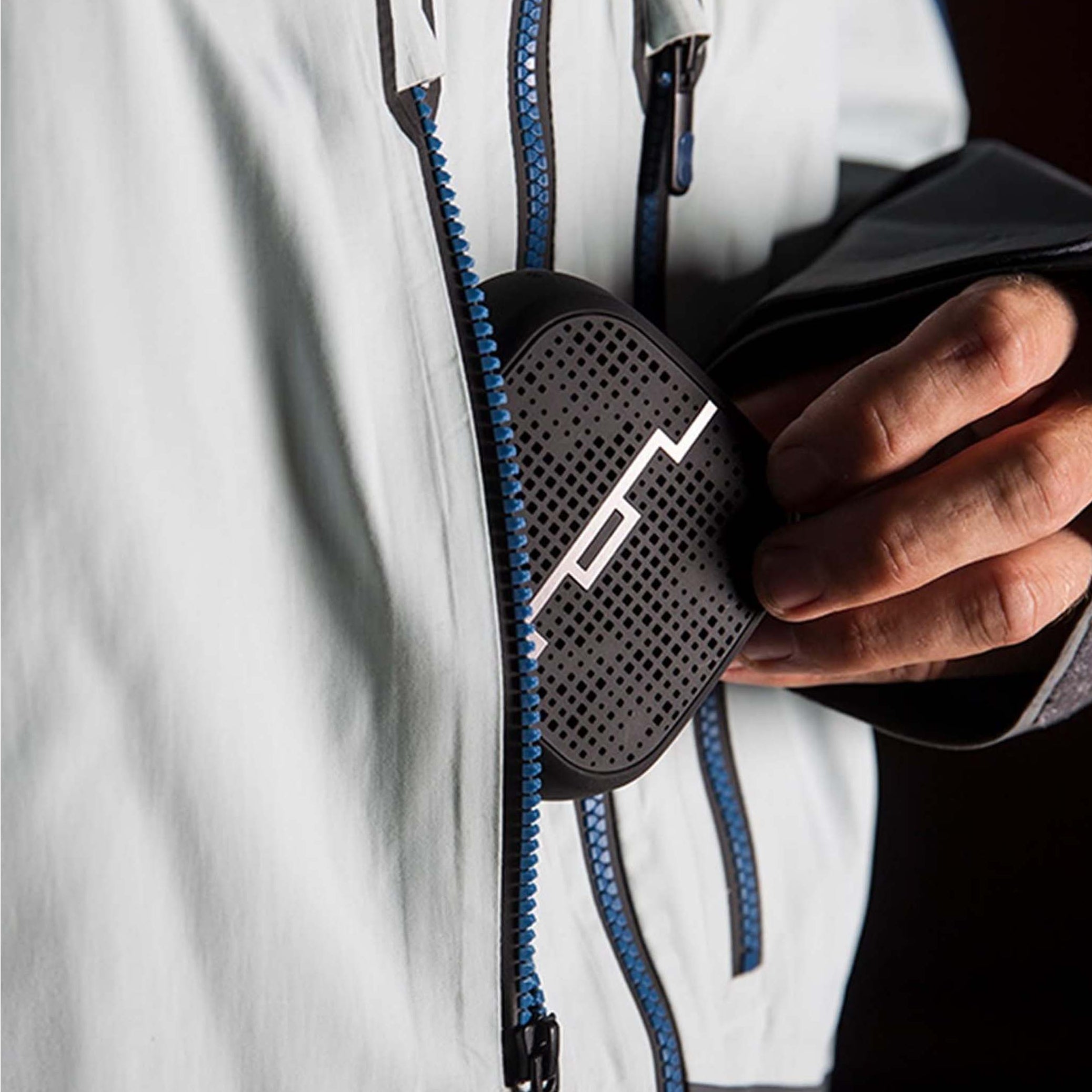 SOL Republic Punk Wireless Pocket Speaker listing image 3