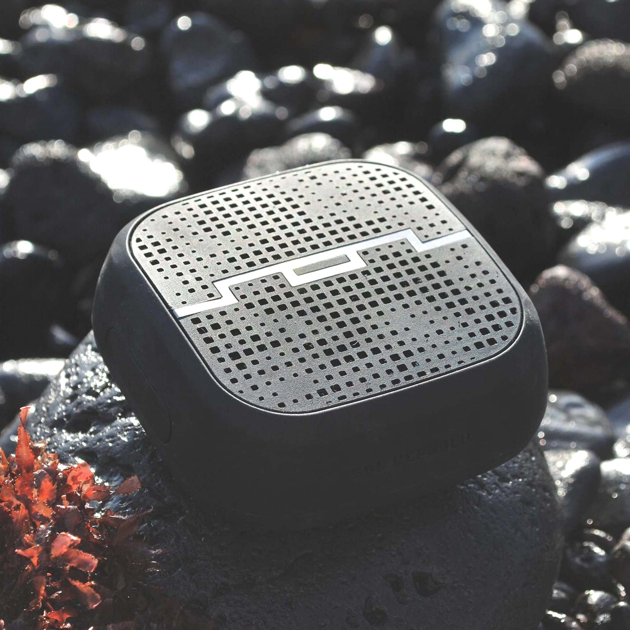 SOL Republic Punk Wireless Pocket Speaker listing image 1